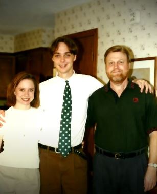 Julie Ann Parsons with her father and brother Jim Parsons